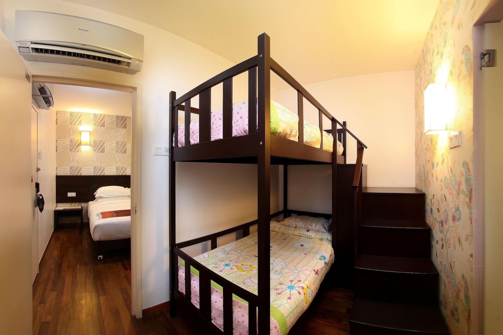 Hotel Richbaliz Selayang Cuevas de Batu Exterior foto