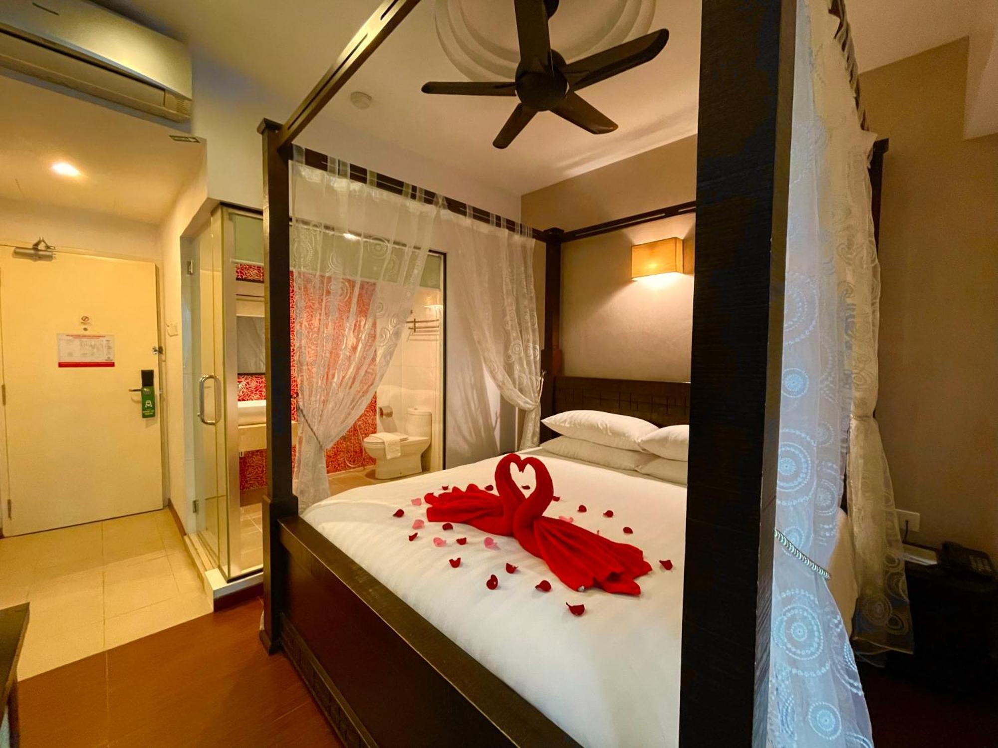 Hotel Richbaliz Selayang Cuevas de Batu Exterior foto