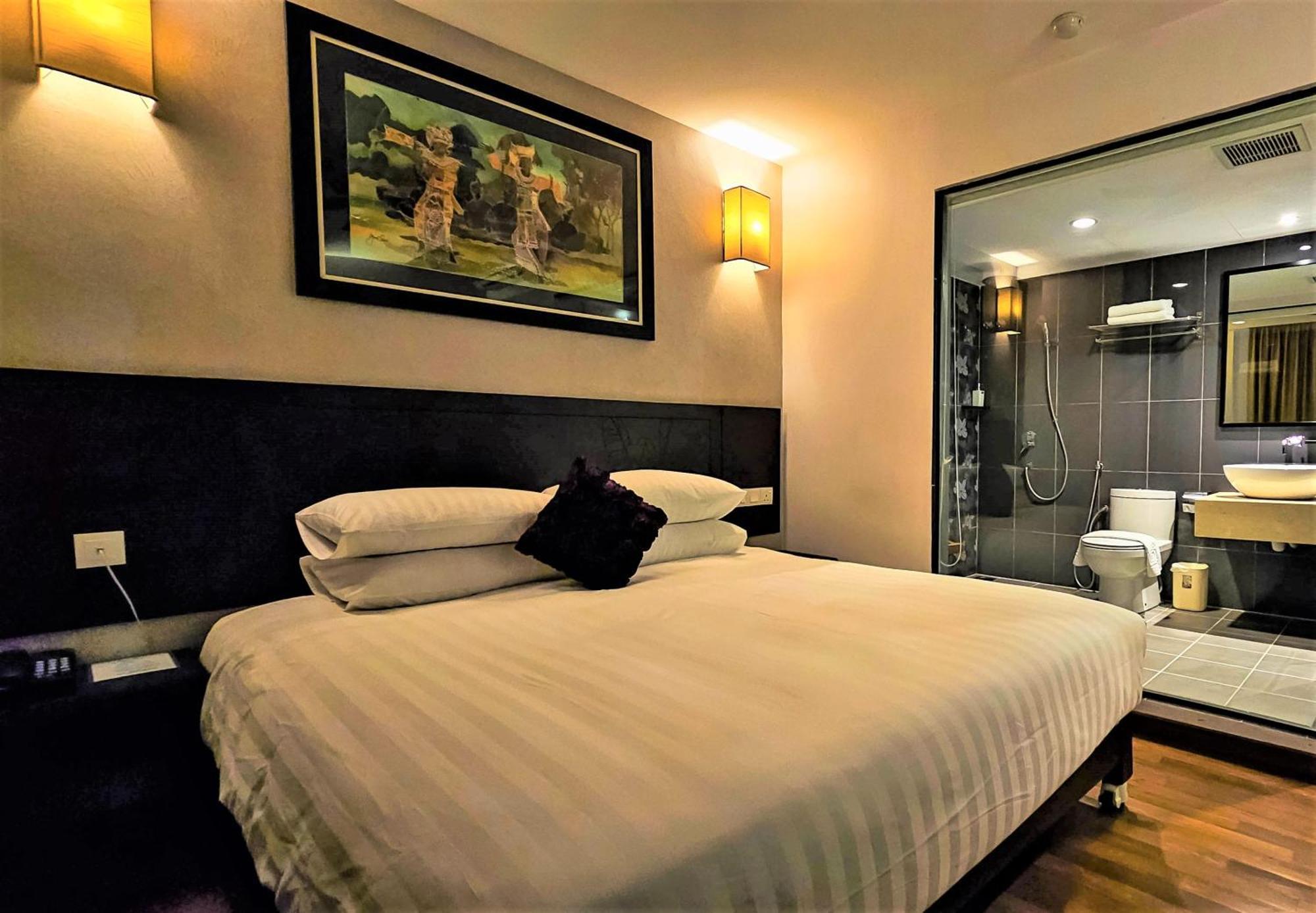 Hotel Richbaliz Selayang Cuevas de Batu Exterior foto