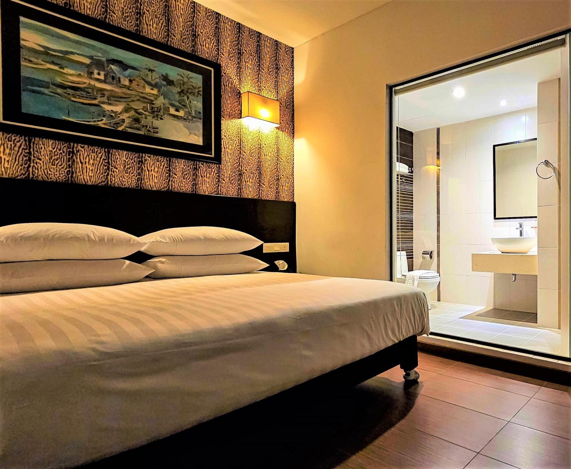 Hotel Richbaliz Selayang Cuevas de Batu Exterior foto