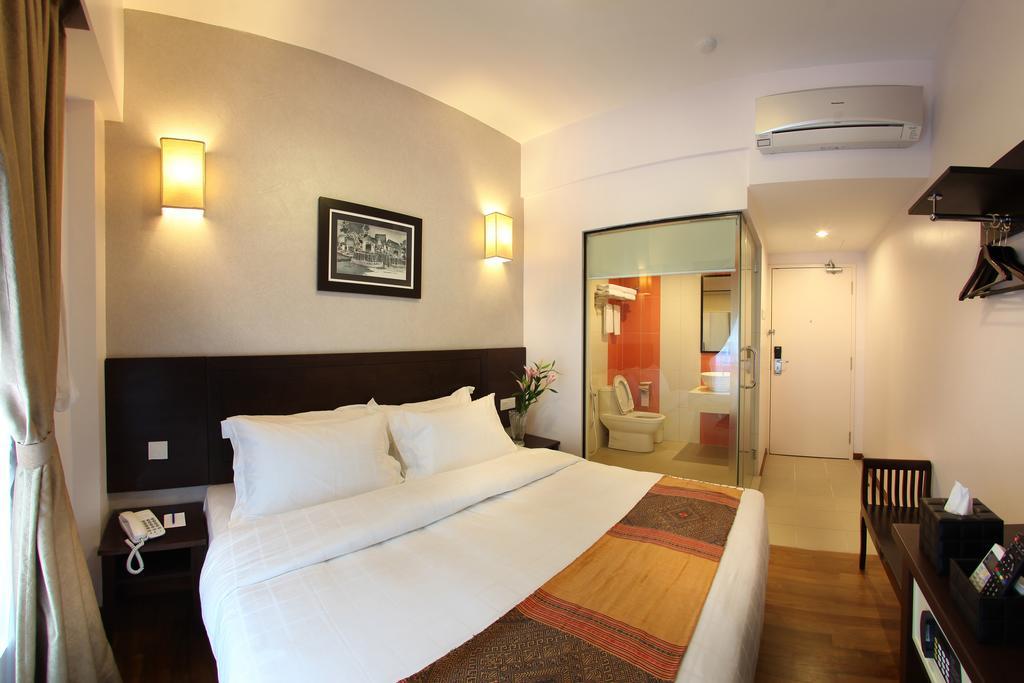 Hotel Richbaliz Selayang Cuevas de Batu Exterior foto